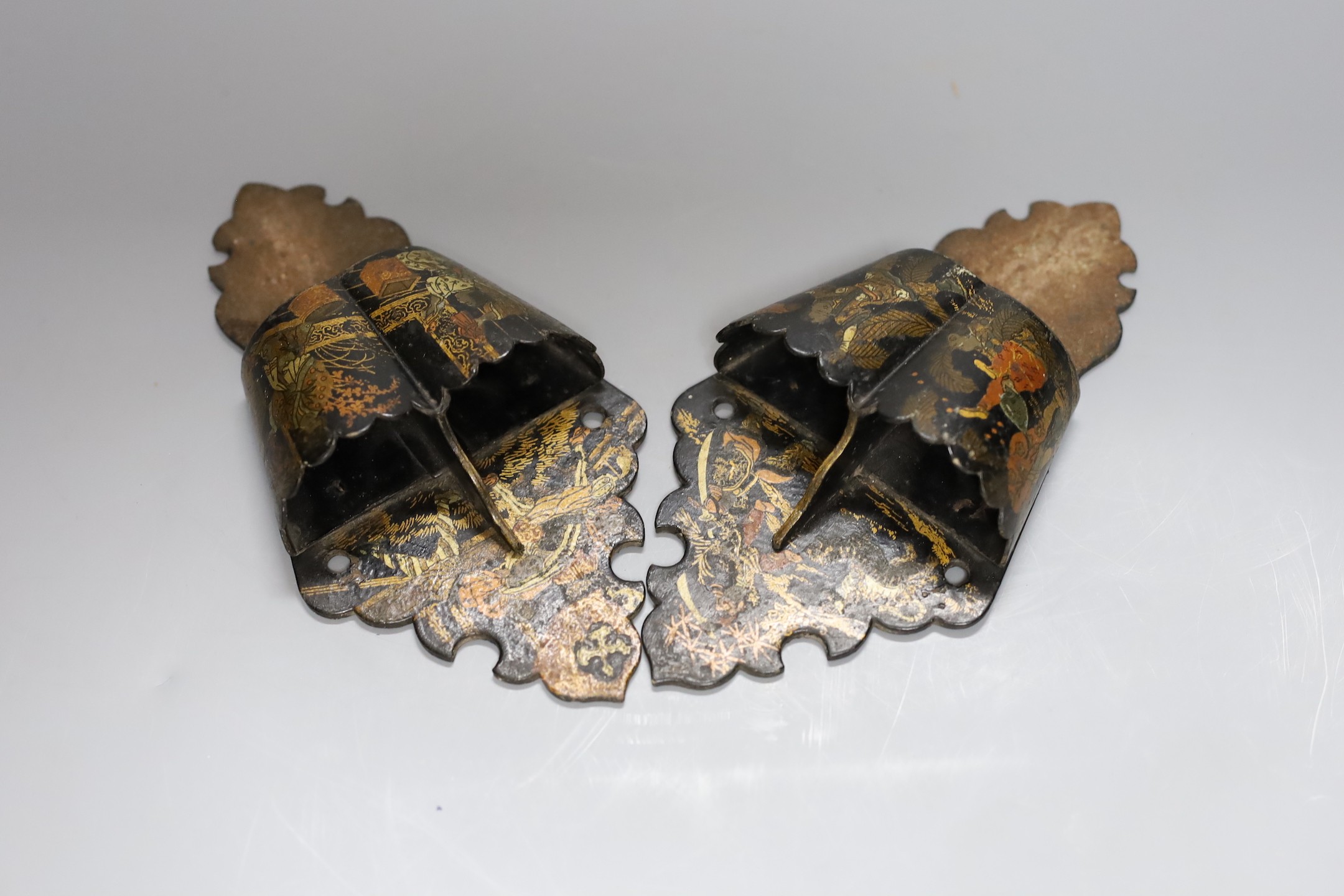 A pair of Victorian chinoiserie papier mache matcholders/strikers, 19.5cm